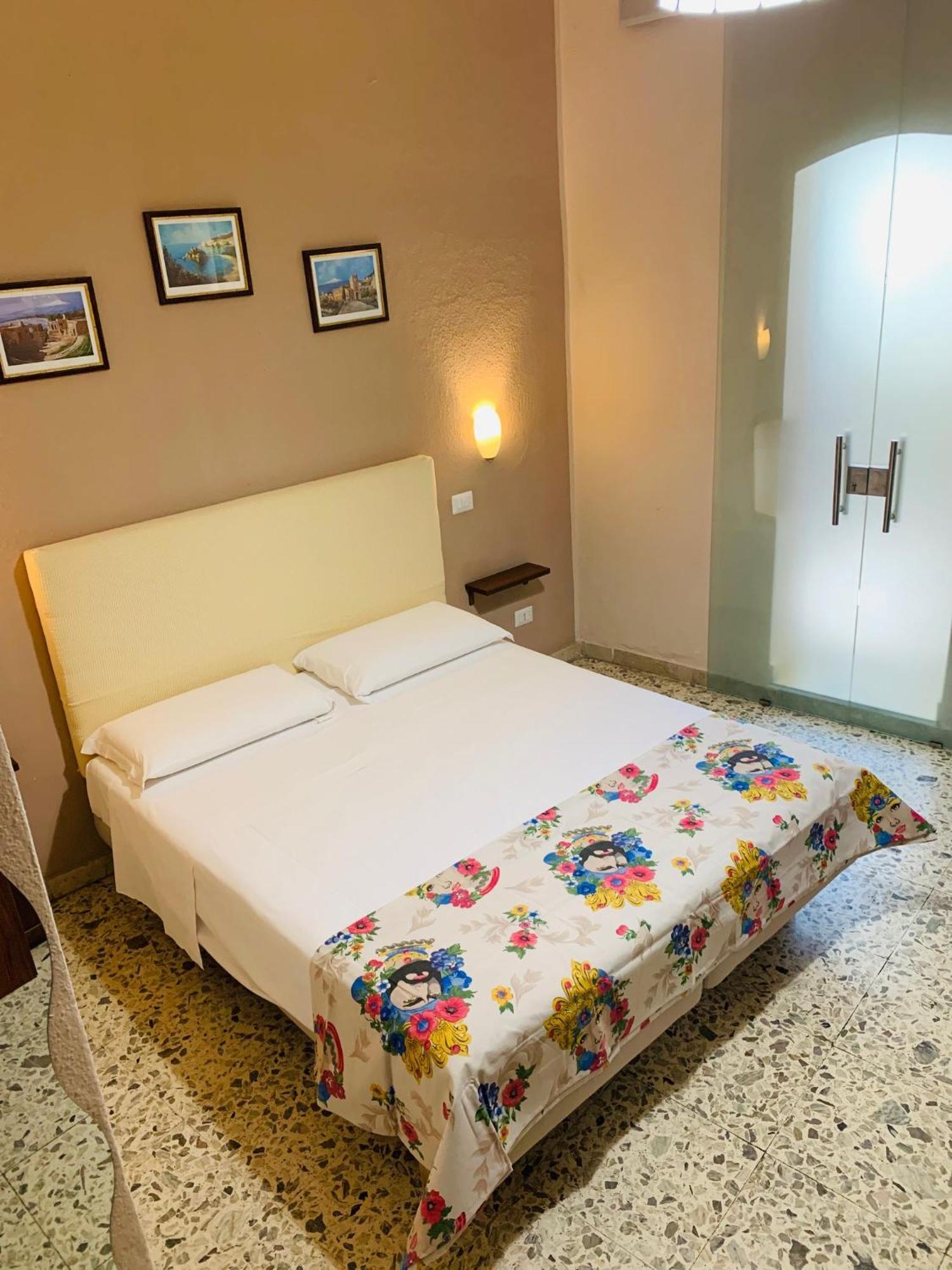 Casa Melany Apartamento Taormina Exterior foto